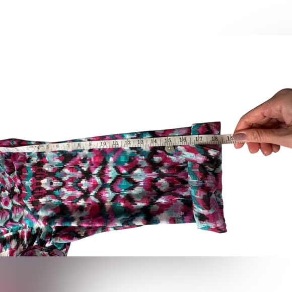 Ruby Rd. Woman Button Front Blouse 16W Multicolor Ikat Print Roll Tab Sleeve 148 - Picture 7 of 9